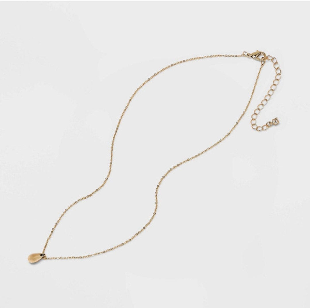 Gold necklace